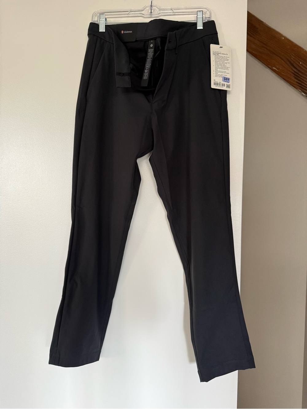 lululemon athletica Men’s Dark Grey Stretch Travel Pants